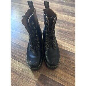 Dr. Martens Leona Women’s Vintage Smooth Black Leather Heeled Boot Size 6